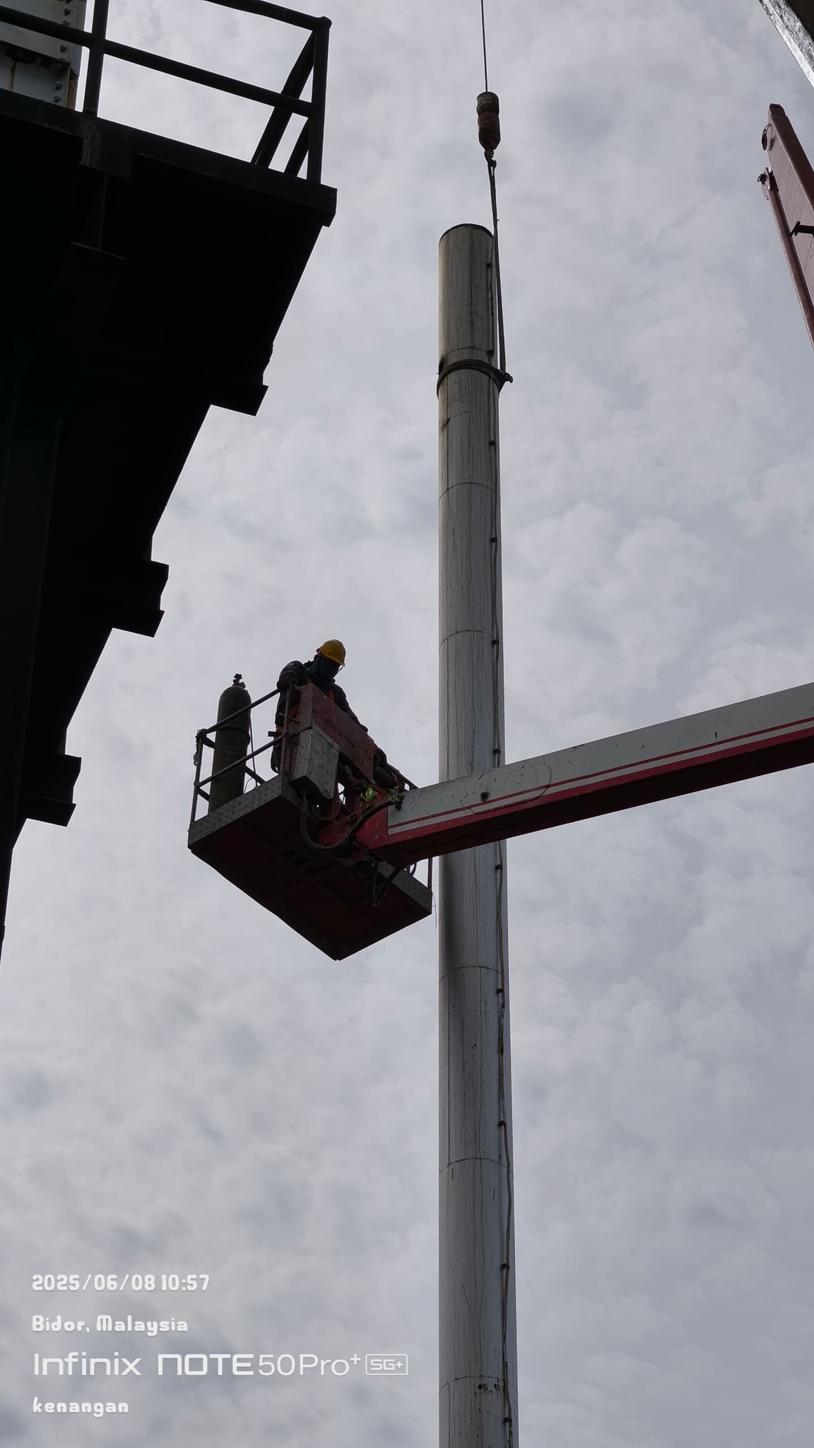 PK Comrades chimney fabrication project 3